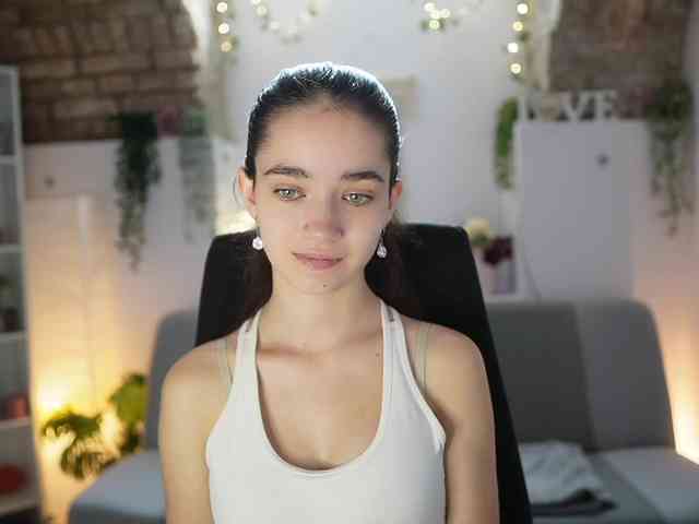 GiaPaige18 webcam