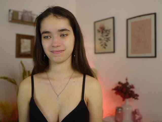 GiaPaige18 webcam