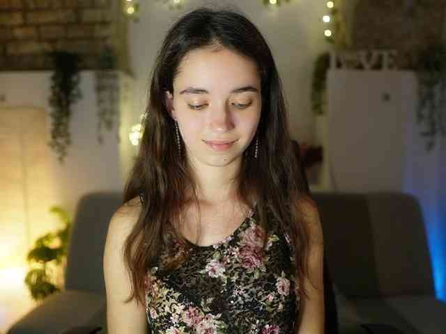 GiaPaige18 webcam