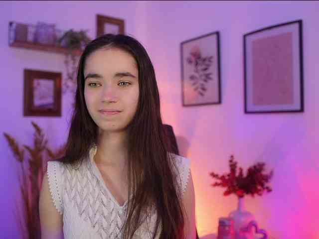 GiaPaige18 webcam