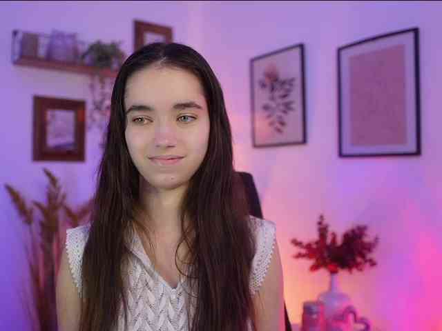 GiaPaige18 webcam