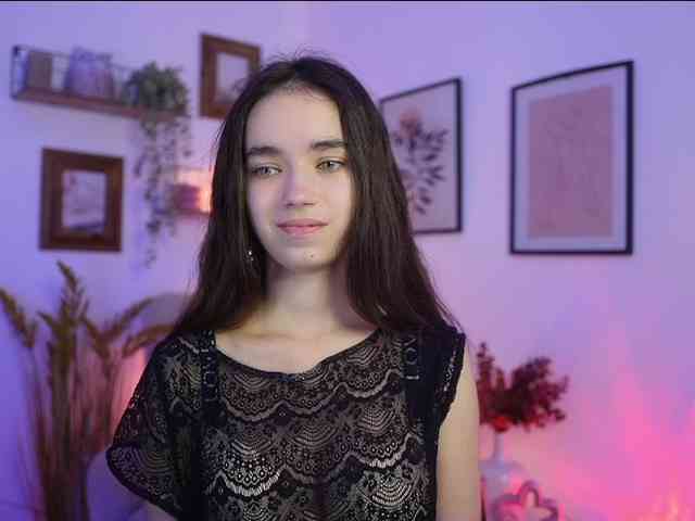 GiaPaige18 webcam