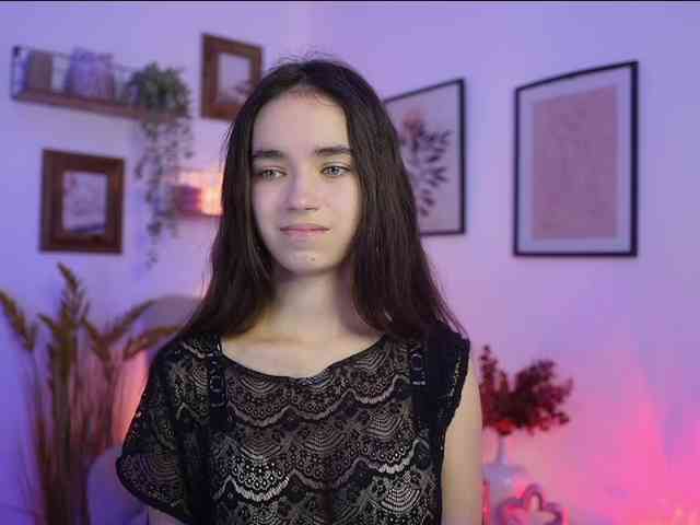 GiaPaige18 webcam