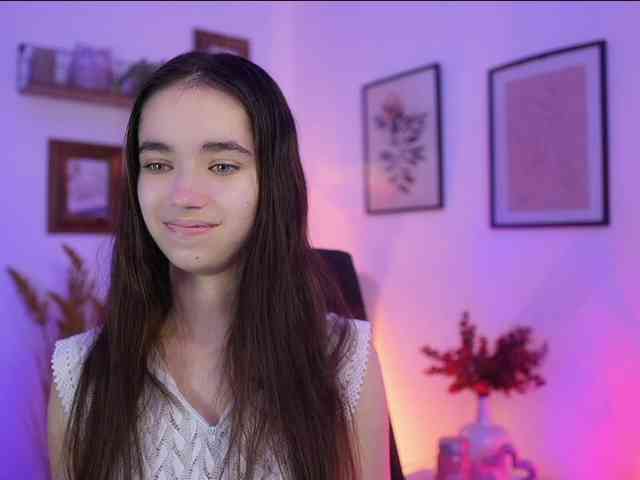 GiaPaige18 webcam