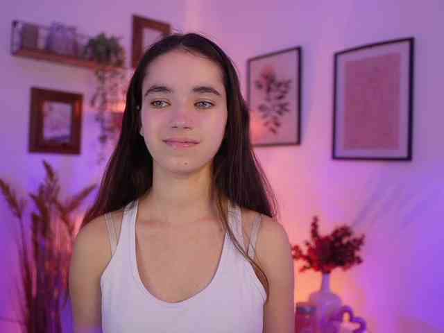 GiaPaige18 webcam