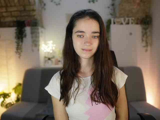 GiaPaige18 webcam