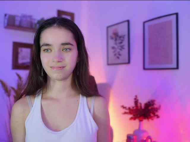 GiaPaige18 webcam