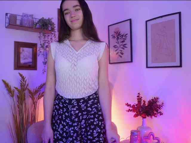 GiaPaige18 webcam