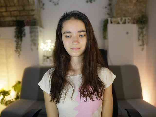GiaPaige18 webcam