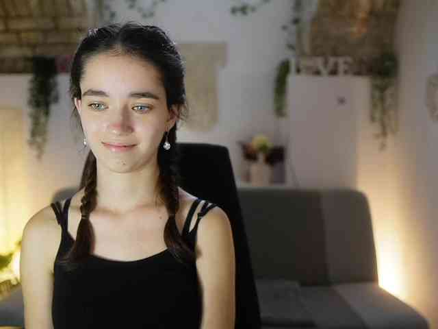 GiaPaige18 webcam