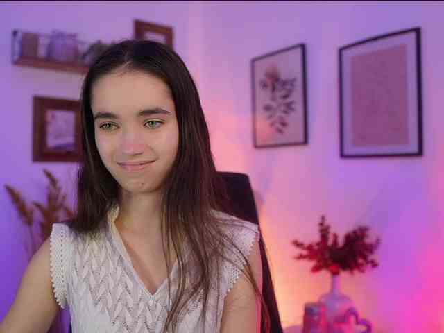GiaPaige18 webcam