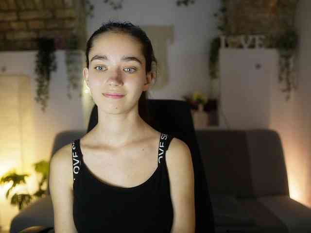 GiaPaige18 webcam