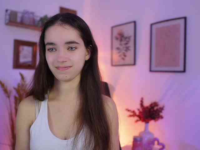 GiaPaige18 webcam