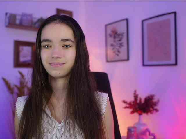 GiaPaige18 webcam