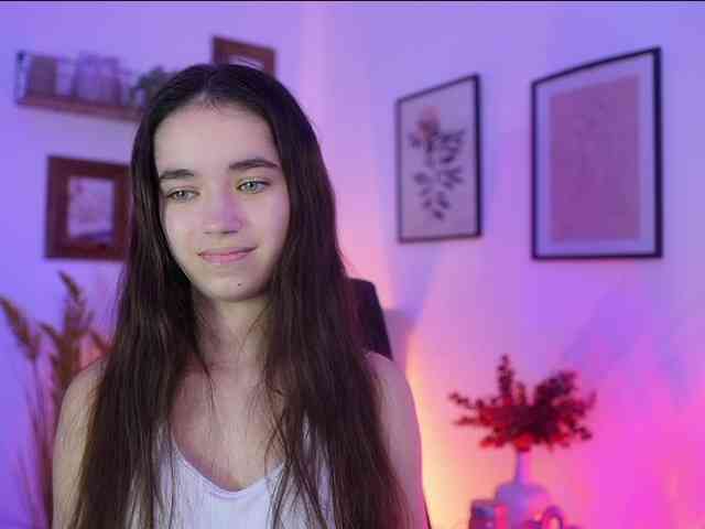 GiaPaige18 webcam