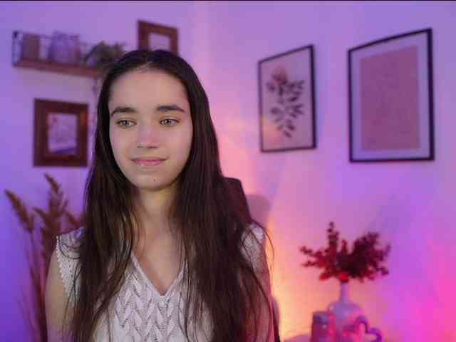 GiaPaige18 webcam