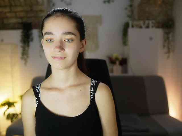 GiaPaige18 webcam