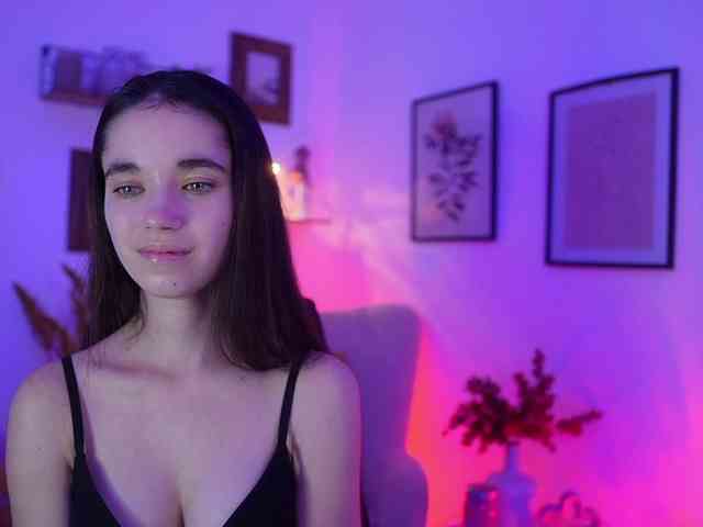 GiaPaige18 webcam