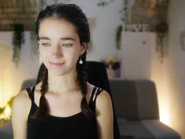 GiaPaige18 webcam