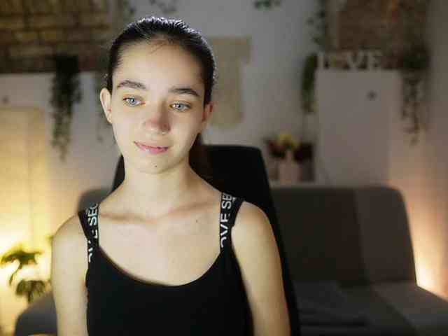 GiaPaige18 webcam