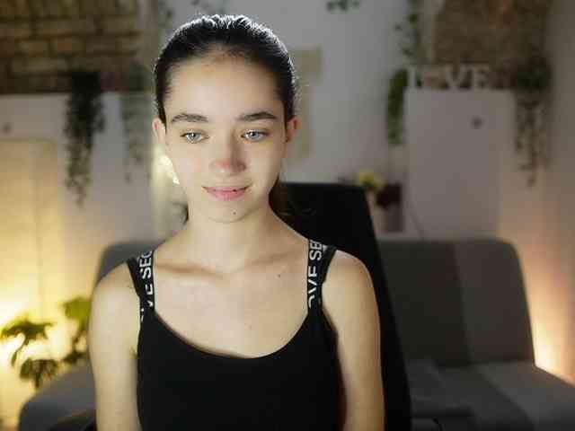 GiaPaige18 webcam