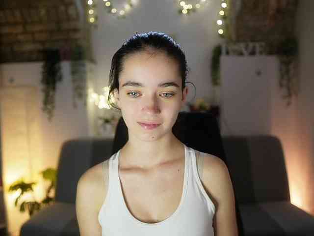 GiaPaige18 webcam