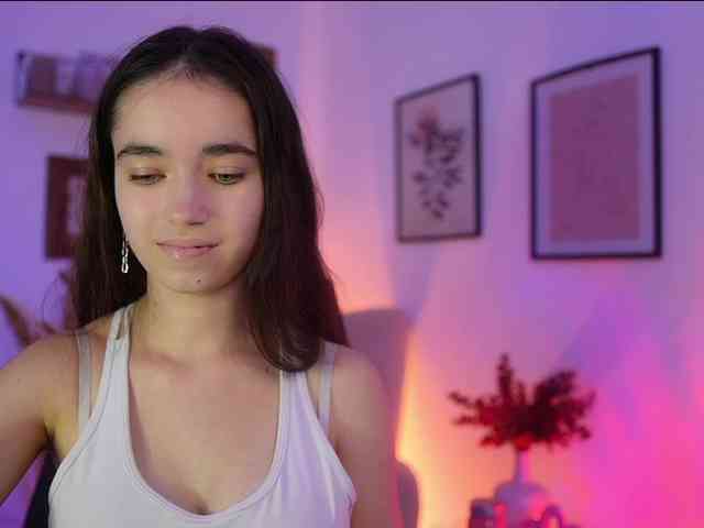 GiaPaige18 webcam