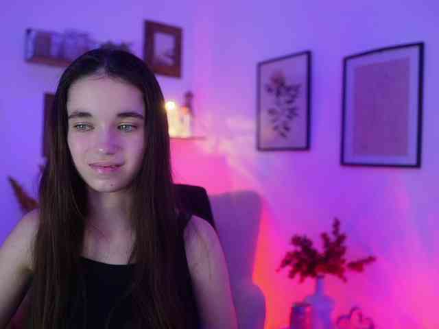 GiaPaige18 webcam