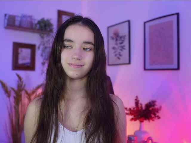 GiaPaige18 webcam