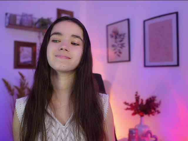 GiaPaige18 webcam