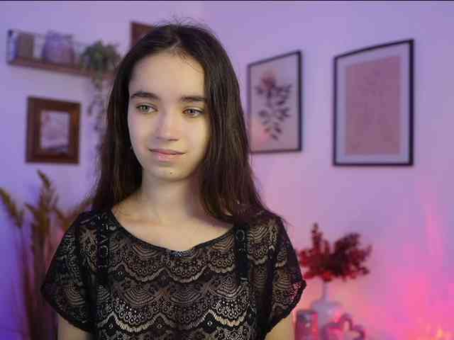 GiaPaige18 webcam