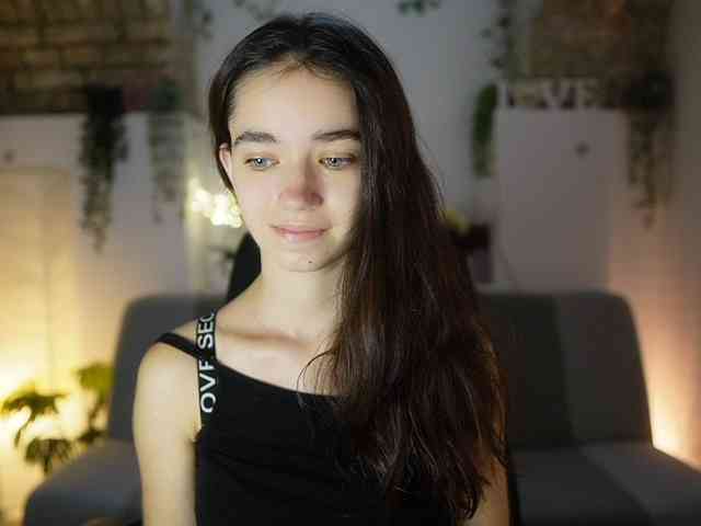 GiaPaige18 webcam
