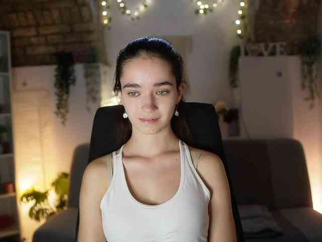 GiaPaige18 webcam