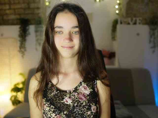 GiaPaige18 webcam