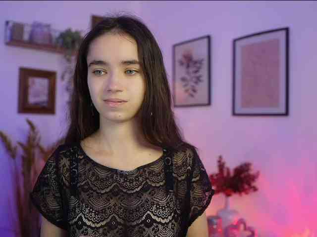 GiaPaige18 webcam