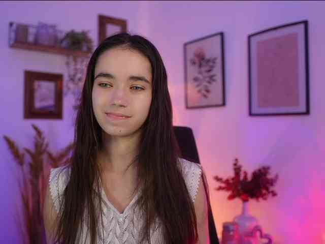 GiaPaige18 webcam