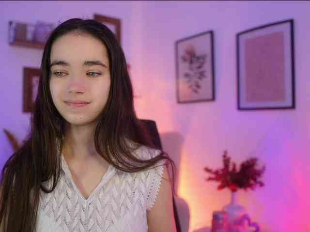 GiaPaige18 webcam