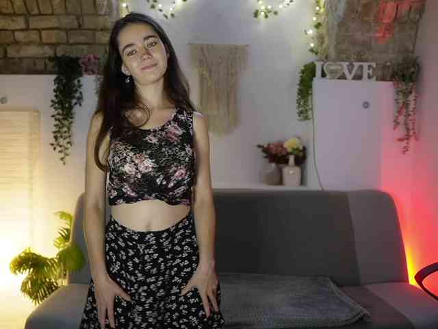 GiaPaige18 webcam