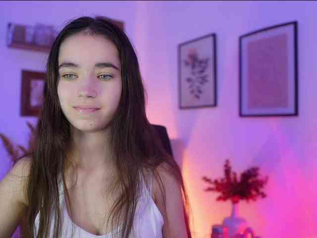 GiaPaige18 webcam
