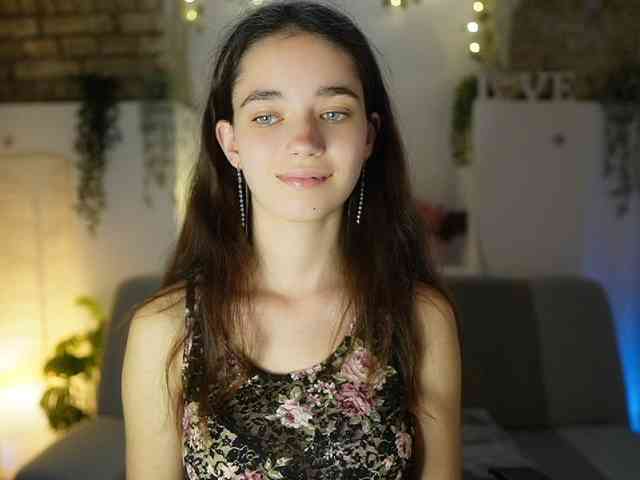 GiaPaige18 webcam