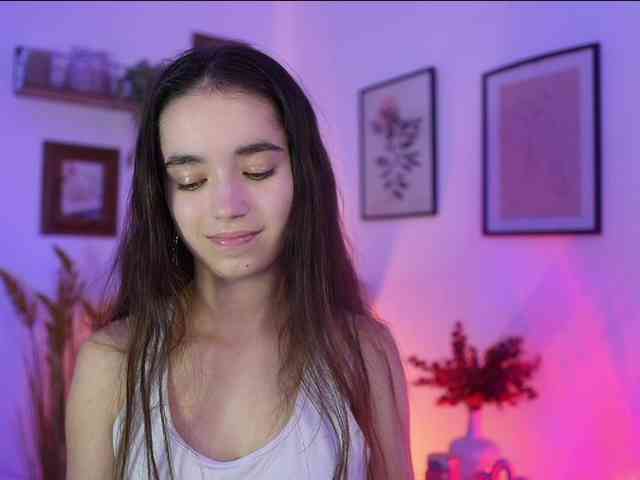 GiaPaige18 webcam