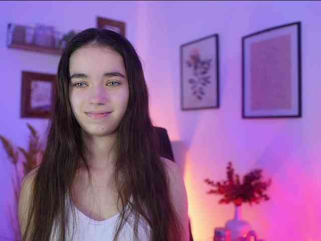 GiaPaige18 webcam