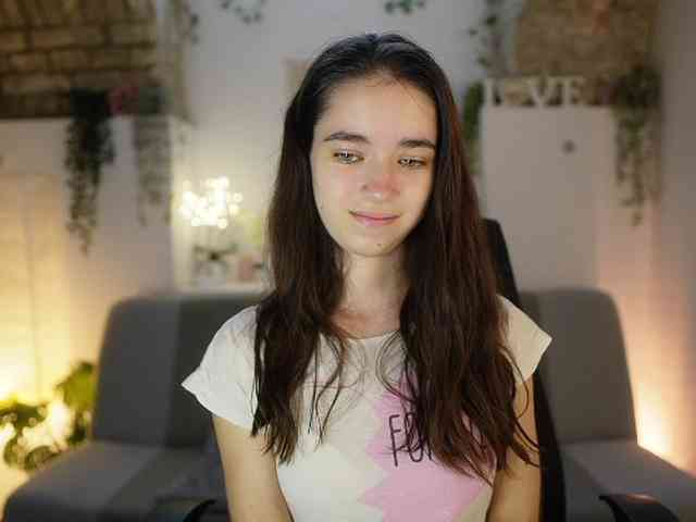 GiaPaige18 webcam