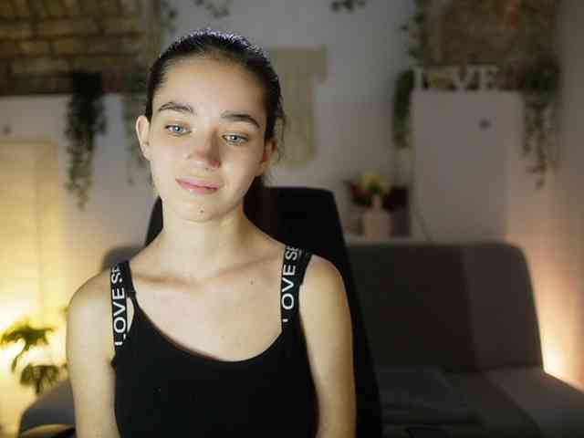 GiaPaige18 webcam