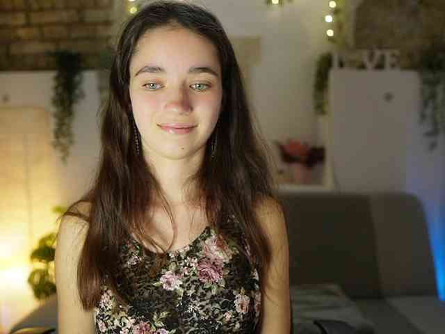 GiaPaige18 webcam
