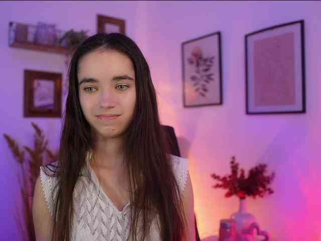 GiaPaige18 webcam