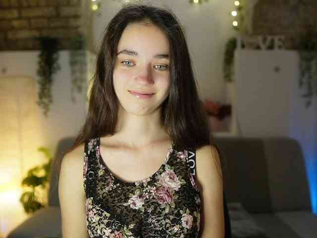 GiaPaige18 webcam