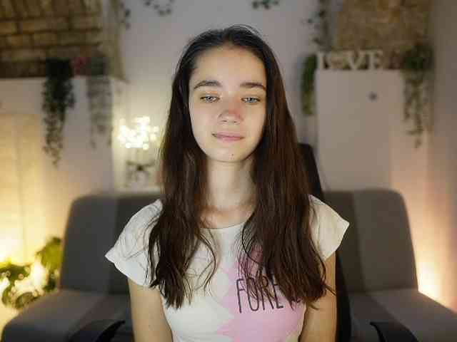 GiaPaige18 webcam