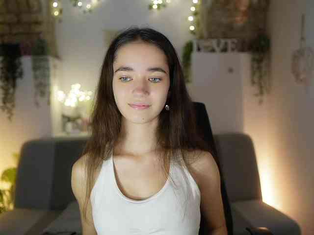 GiaPaige18 webcam