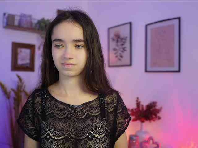 GiaPaige18 webcam